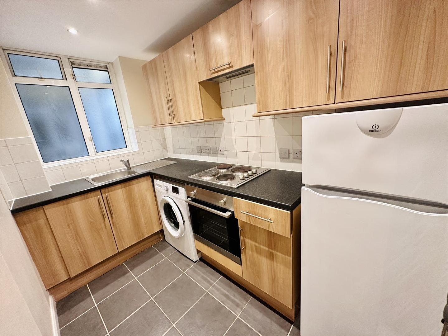 Flat Warren Street in Greater London