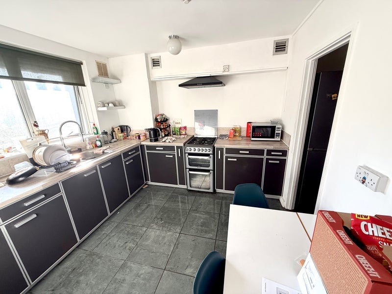 Room Bayham Street in Greater London