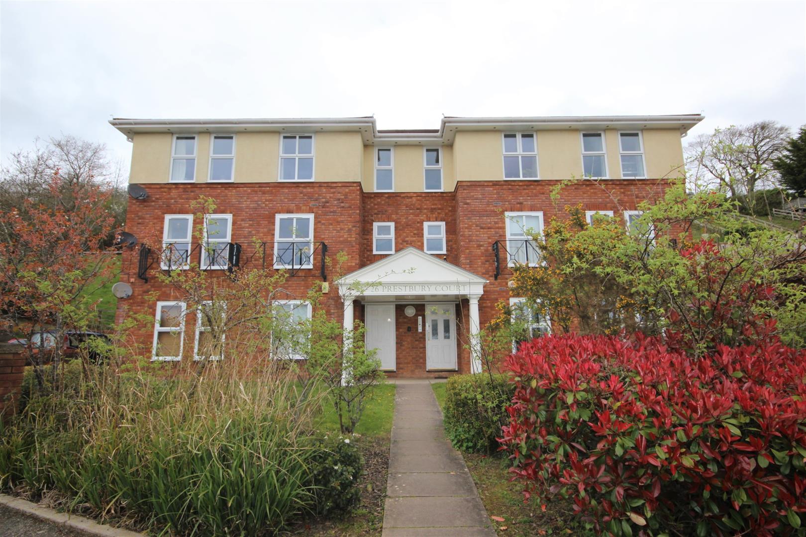 Flat Prestbury Court in Exeter