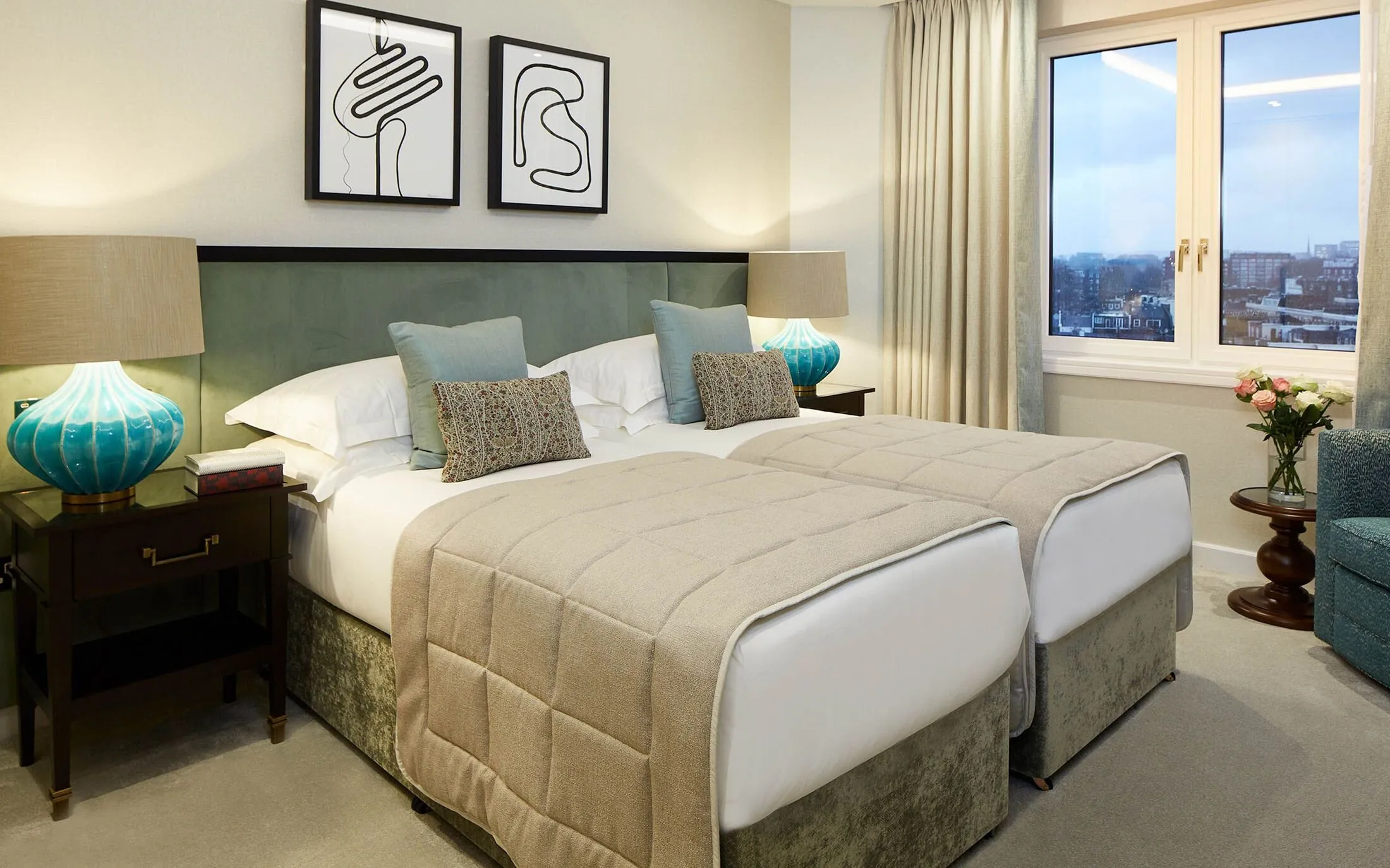 Flat Ashburn Place in Greater London