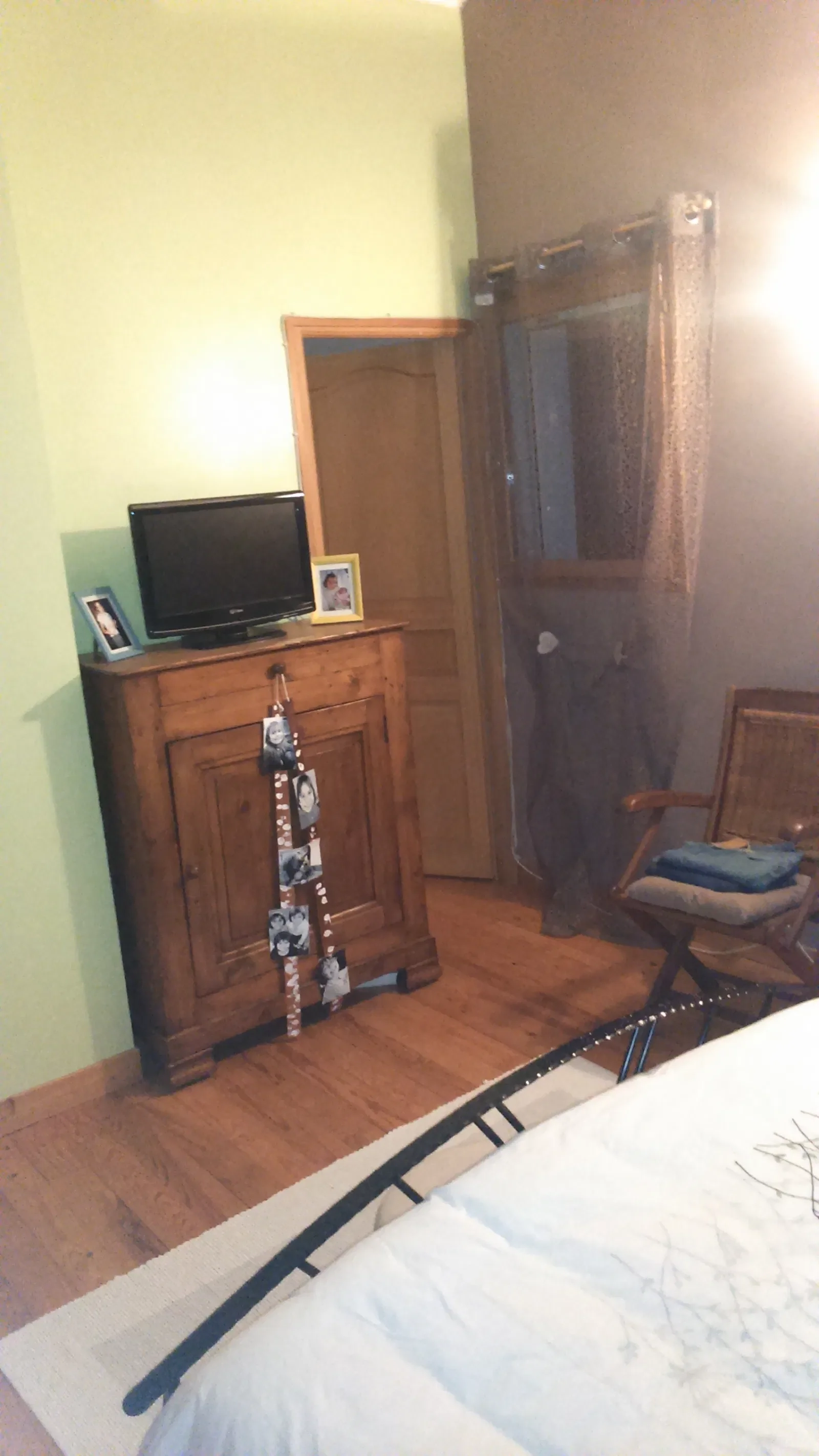 Room Cité des Combes in Le Chambon-Feugerolles