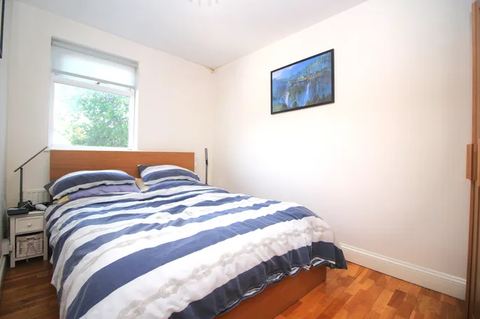 Flat Premier Place in Watford