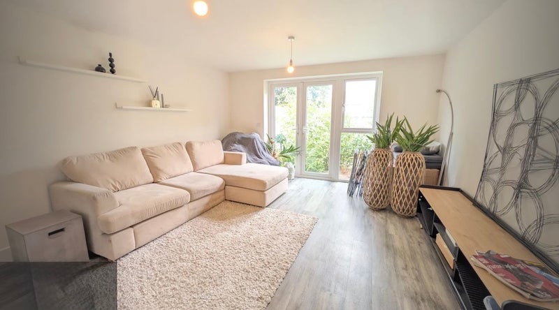 Room Burford Street in Gedling
