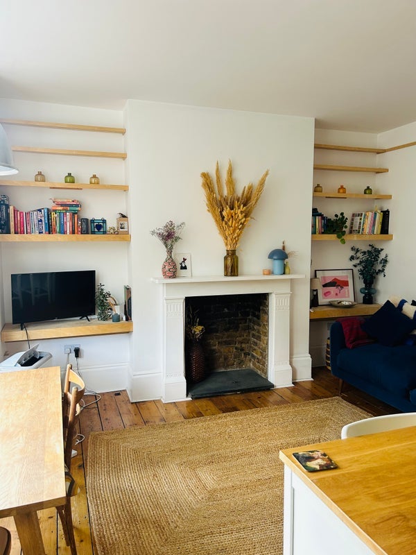 Flat Surrey Square in Greater London