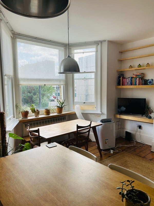 Flat Surrey Square in Greater London