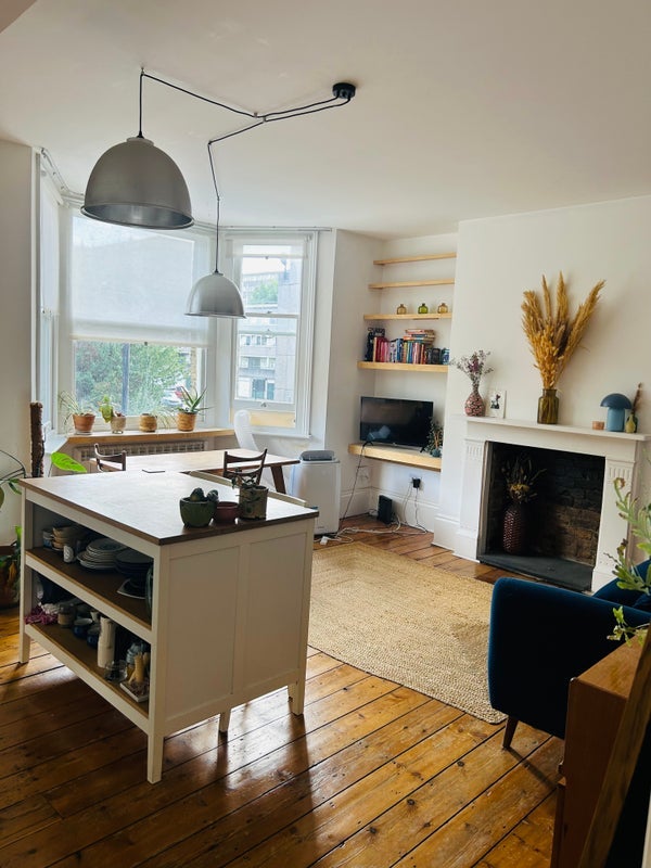 Flat Surrey Square in Greater London