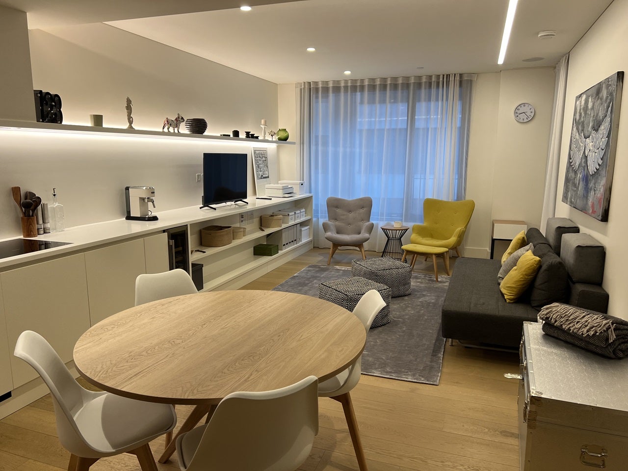 Flat Rathbone Place in City of Westminster