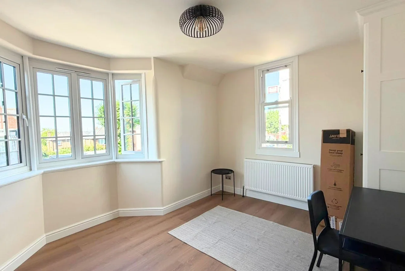 Flat Franciscan Road in Greater London
