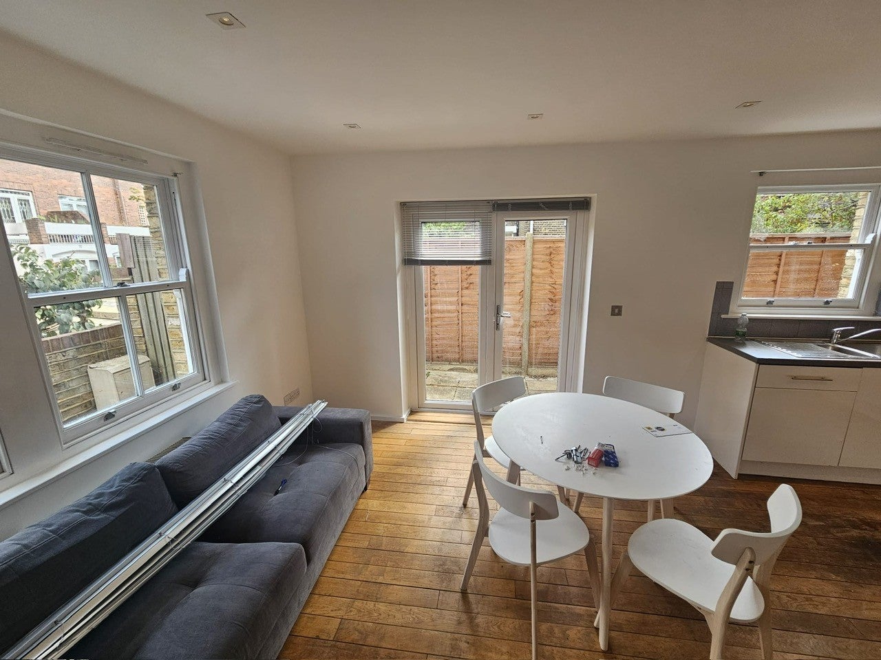 House Mutrix Road in Greater London