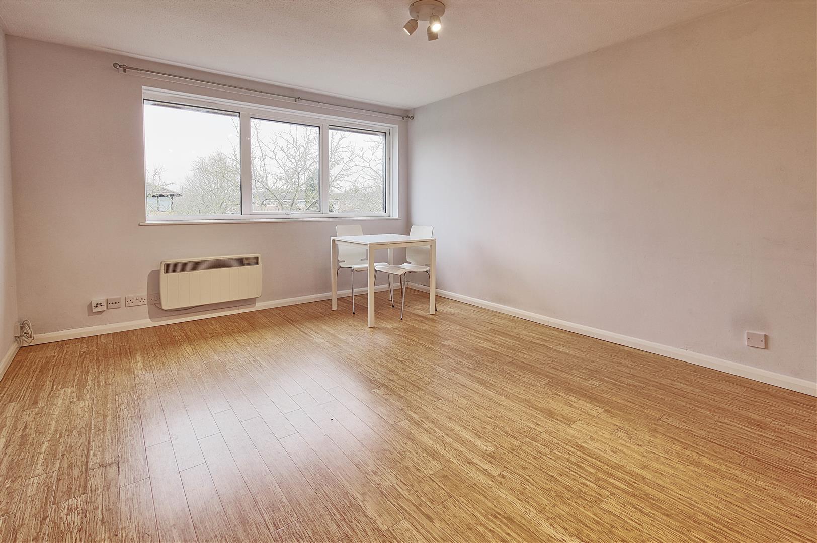 Flat Sherbourne Close in Cambridge