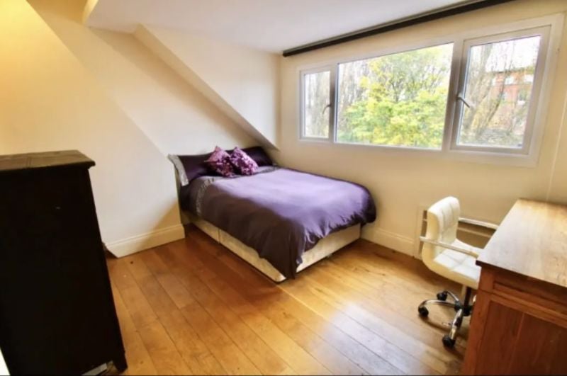 Flat Buston Terrace in Newcastle upon Tyne