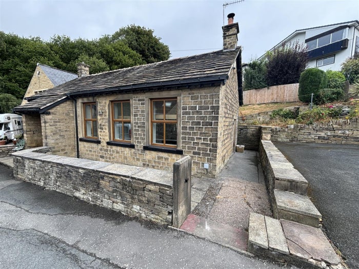 House Lightridge Road in Kirklees
