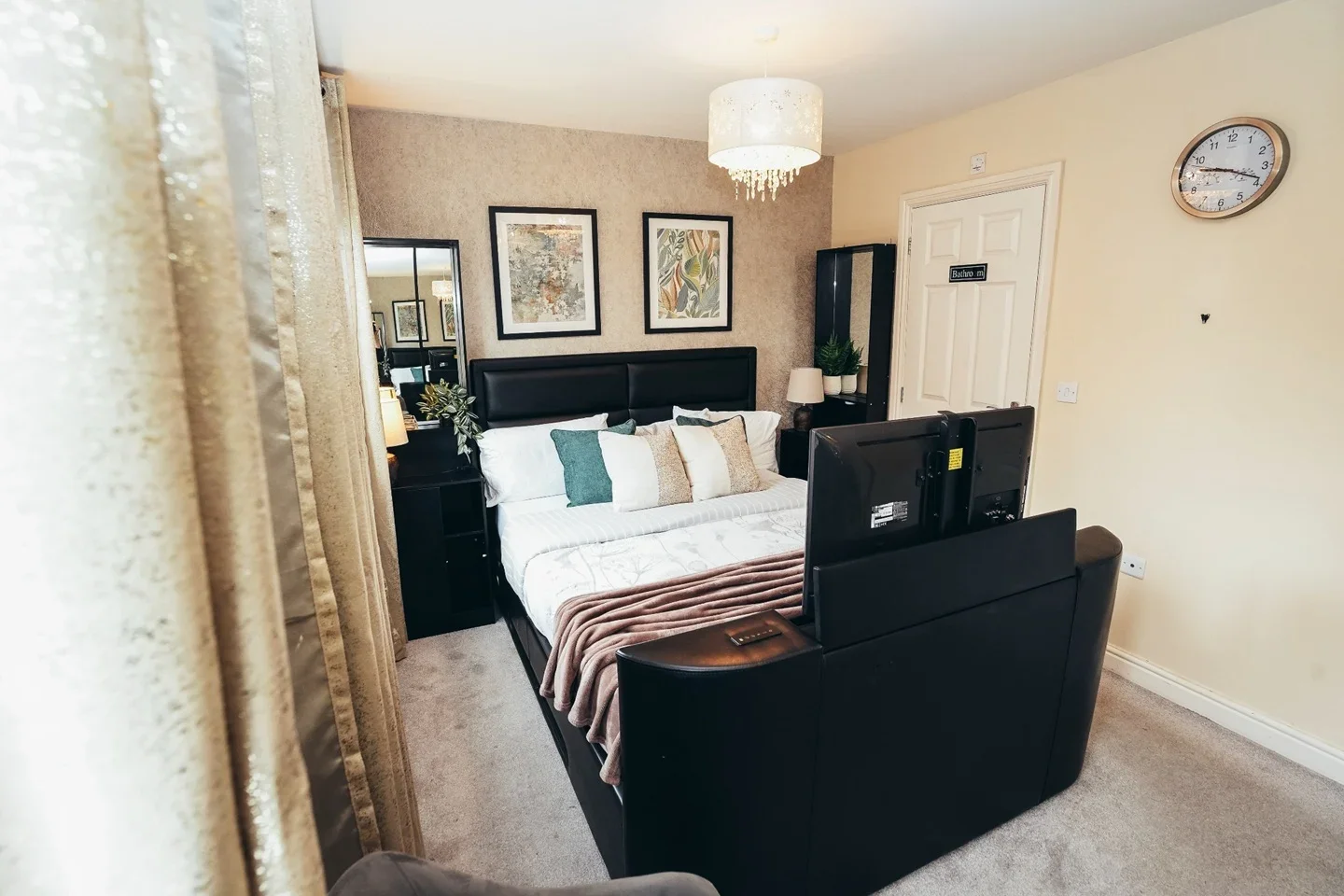 Flat Templeton Close in Derby