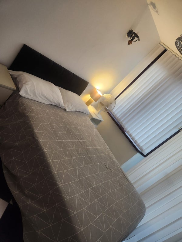 Room Garth Street in Kenfig Hill