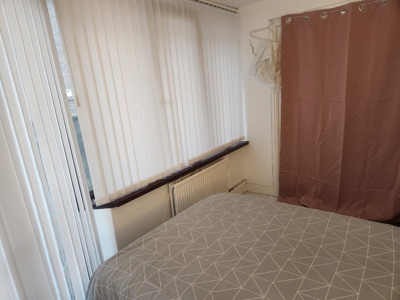 Room Garth Street in Kenfig Hill