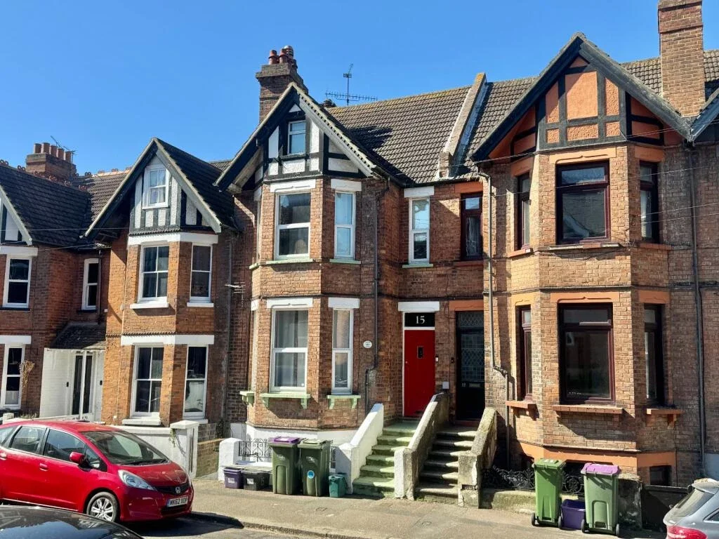 Flat Bradstone Avenue in Folkestone and Hythe District