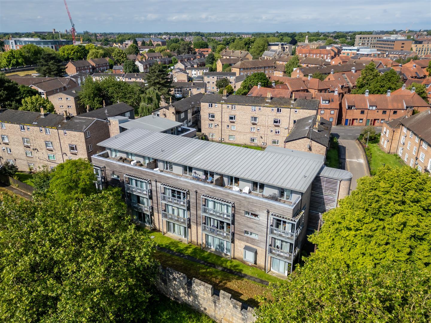 Flat McQuades Court in York