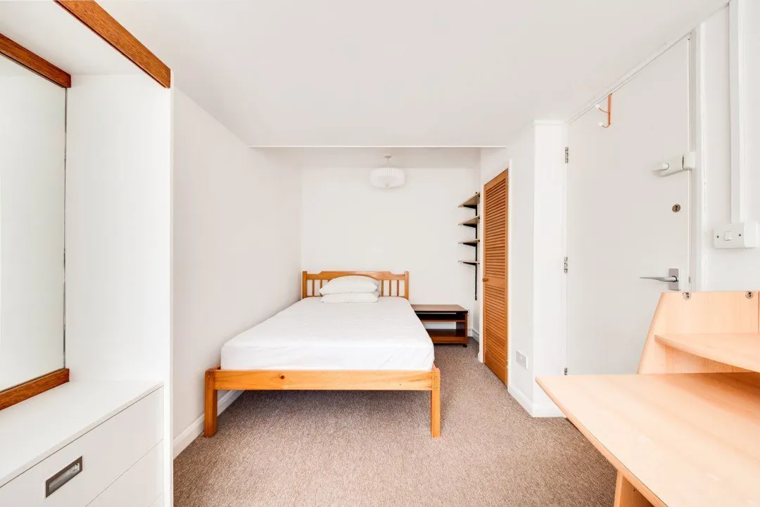 Room St. Michael's Road in Canterbury