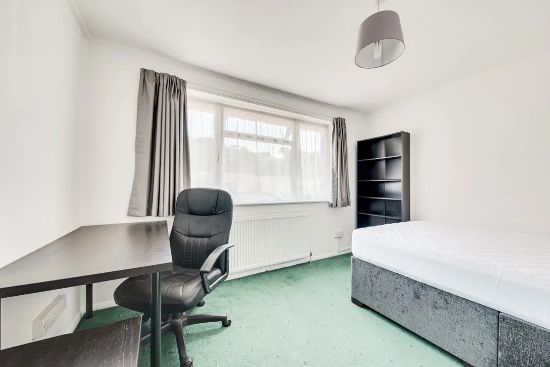 Room St. Michael's Road in Canterbury