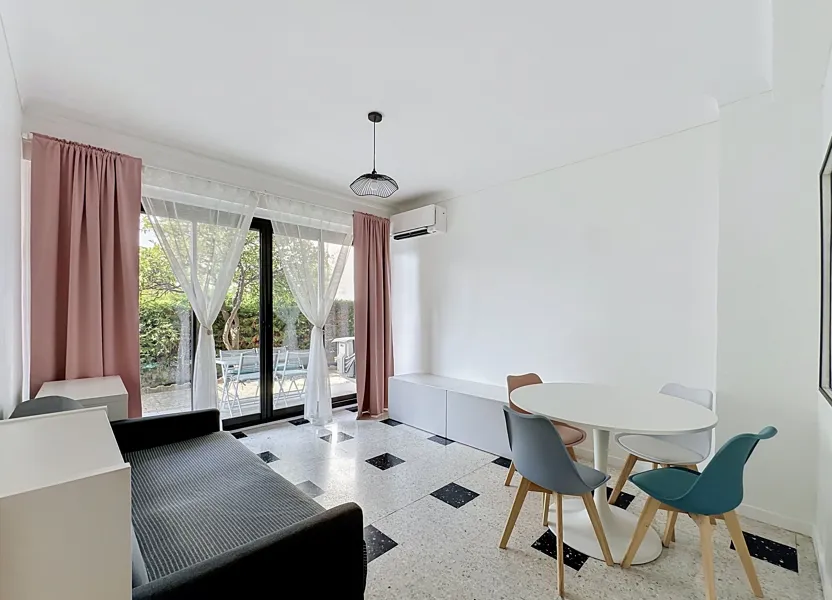 Flat Rue de Simiane in Le Cannet