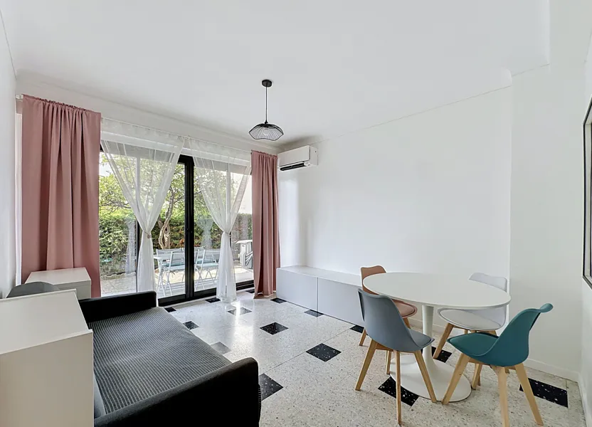 Appartement Rue de Simiane à Le Cannet