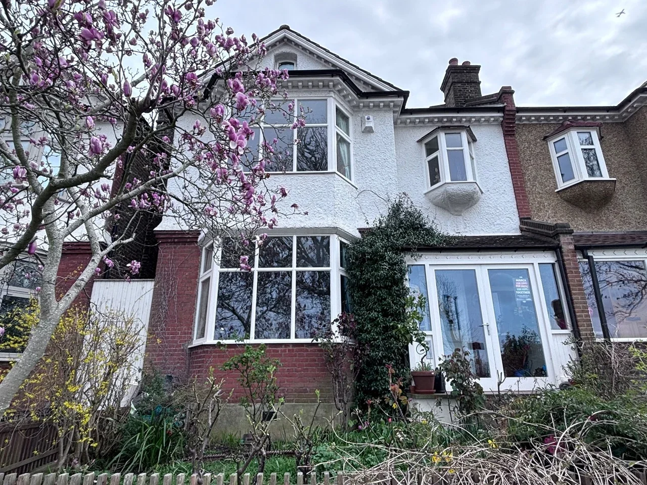 Room Ferndene Road in Greater London
