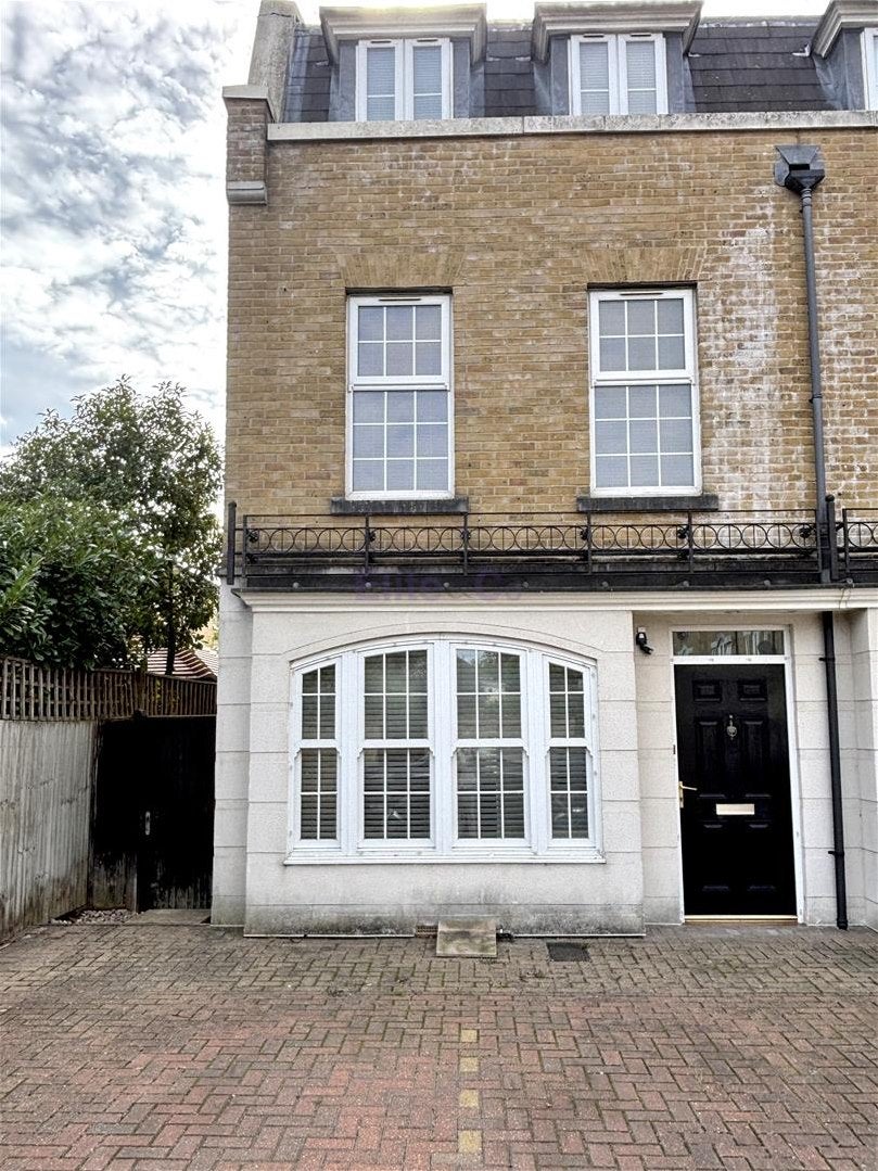 House St Martin's Lane in London