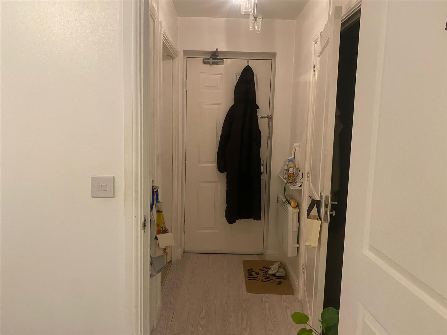 Flat Heol Gruffydd in Pontypridd