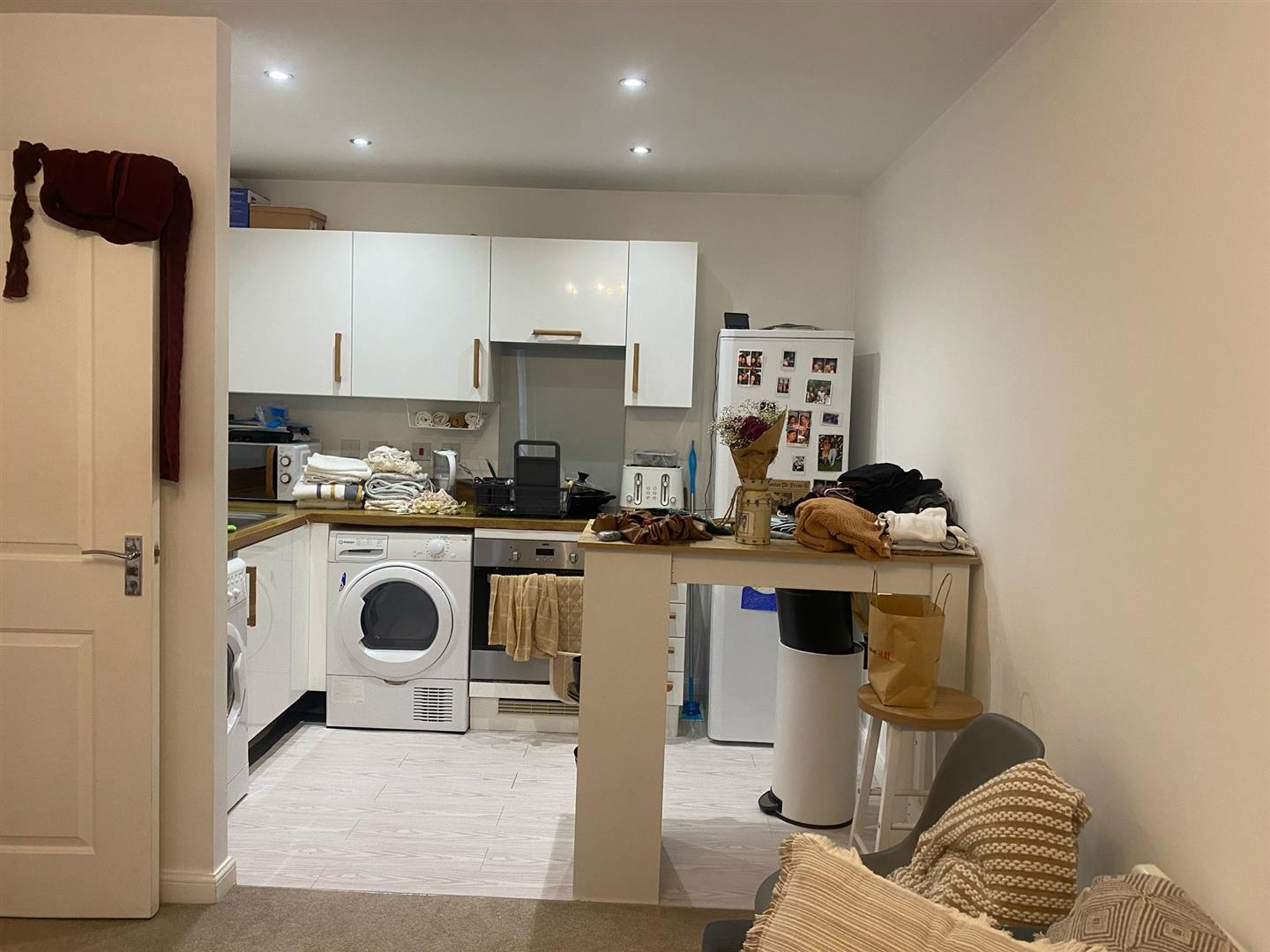 Flat Heol Gruffydd in Pontypridd
