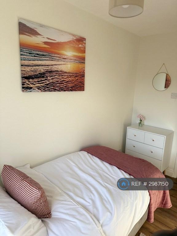 Flat Birchwood Close in Greater London