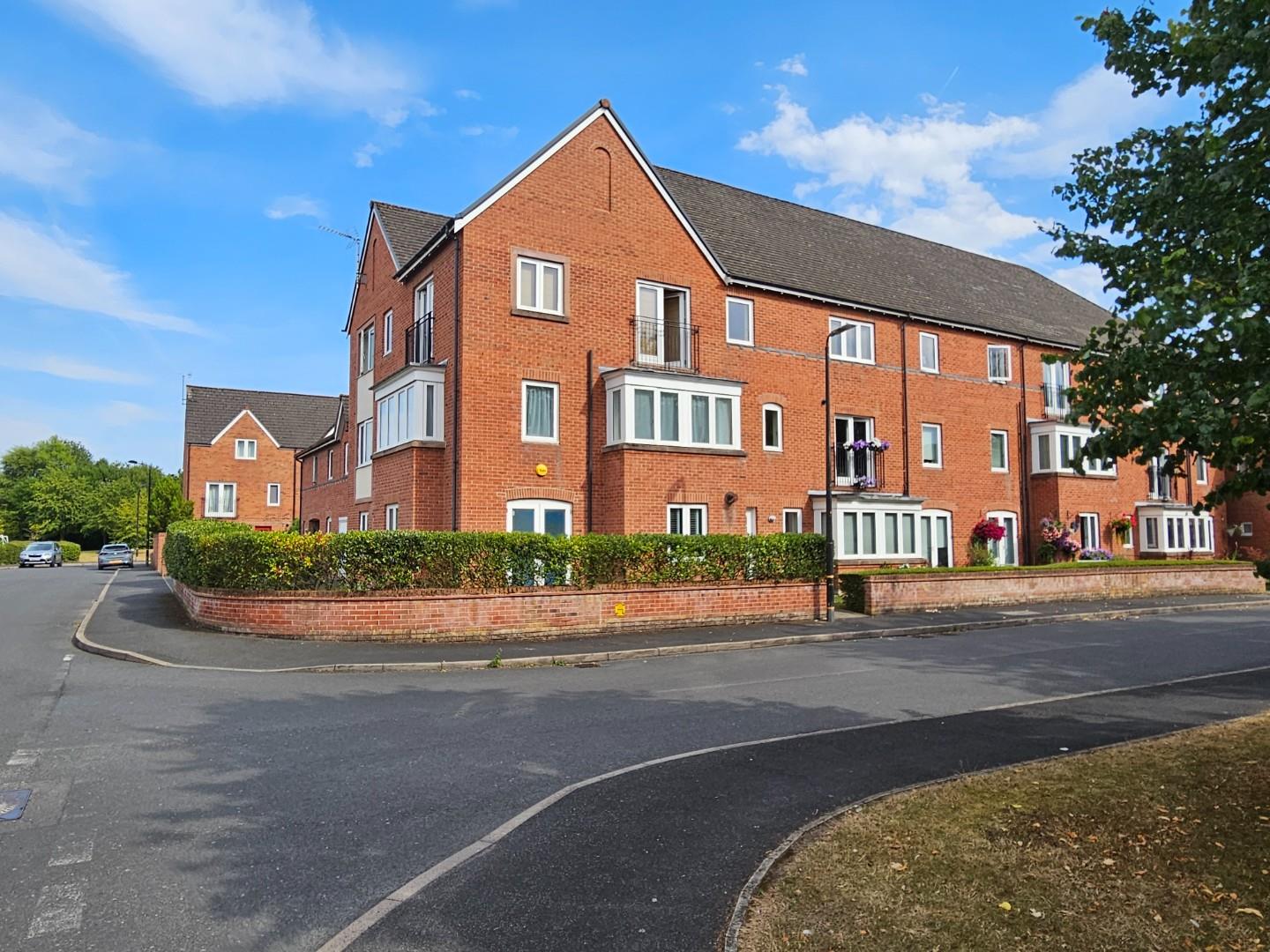 Flat Thurcaston Road in Trafford