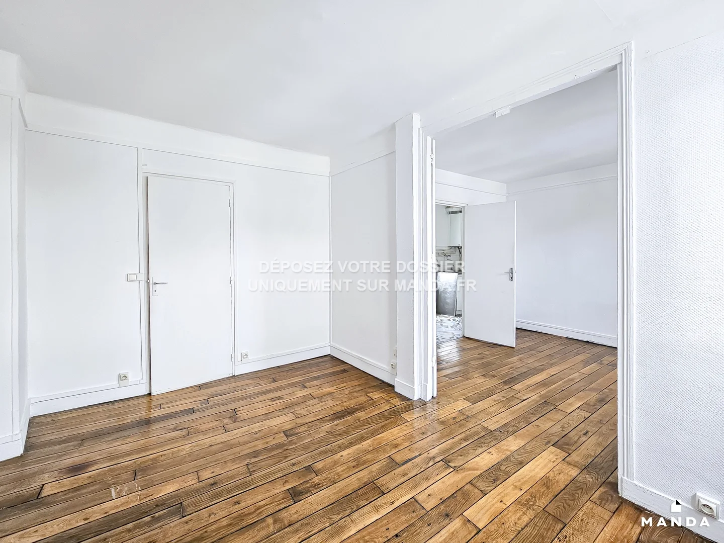 Flat Rue de Romainville in Paris