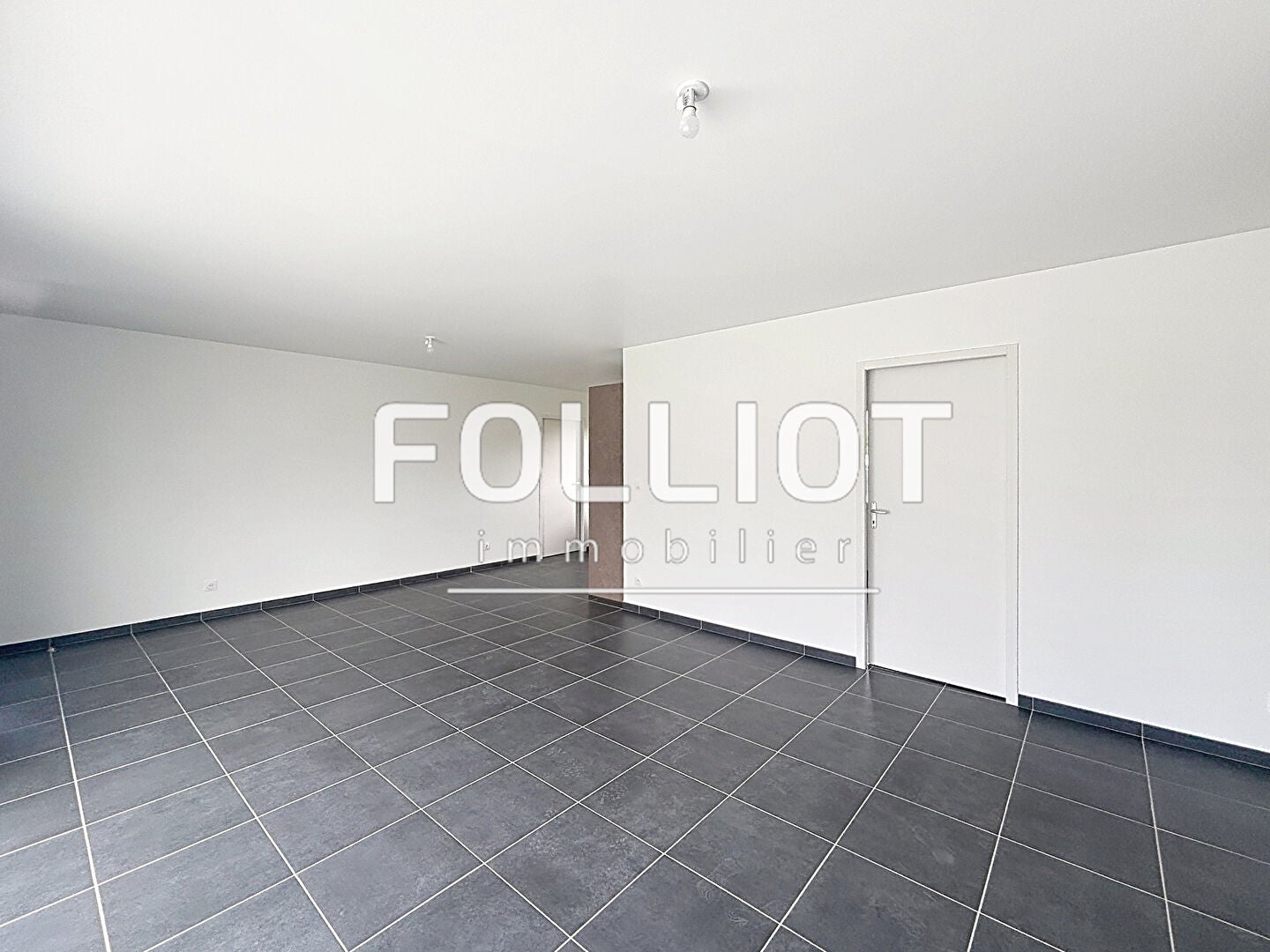 House Route de Pierrepont in Bolleville