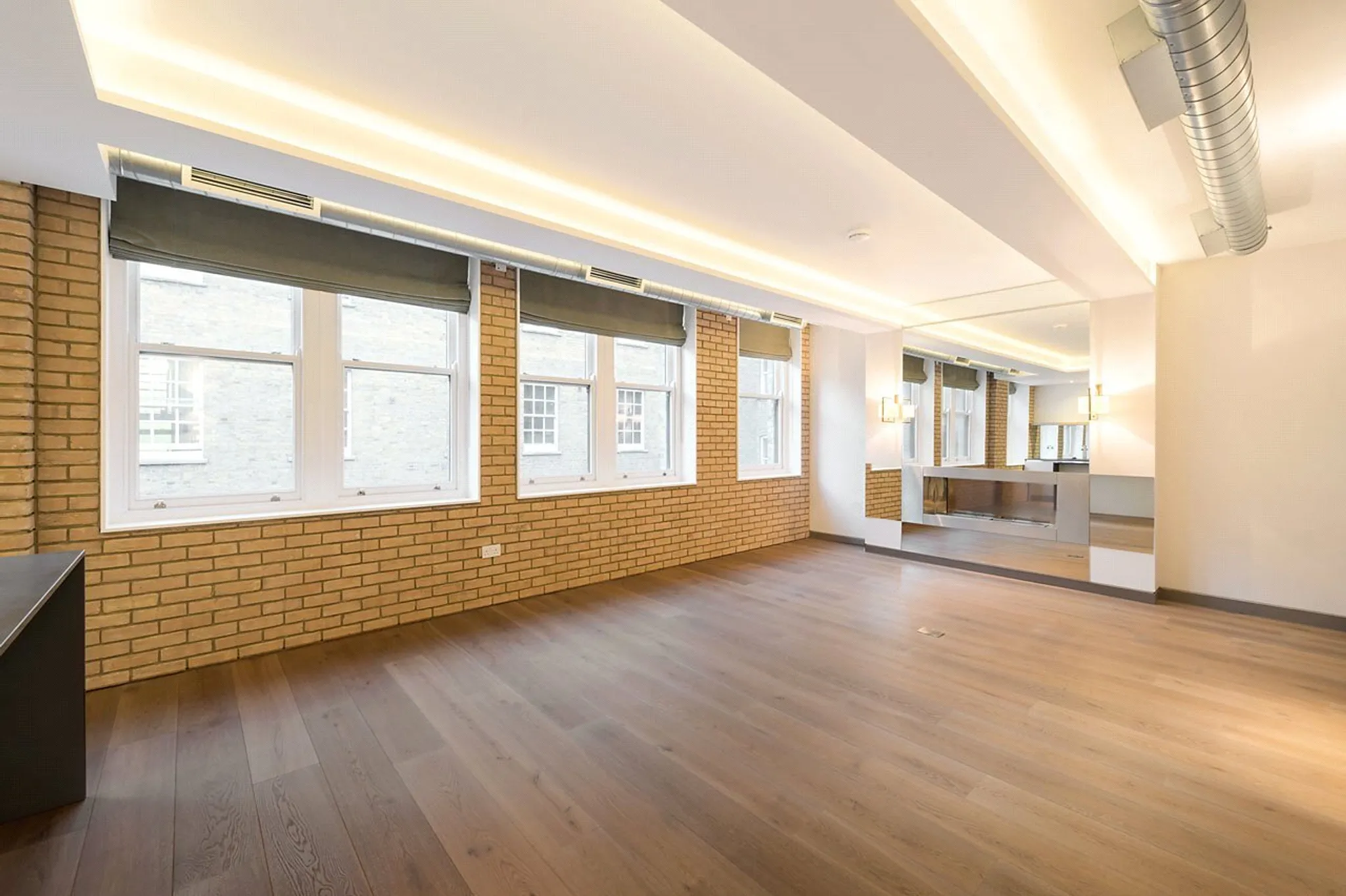 Flat Berners Street in City of Westminster