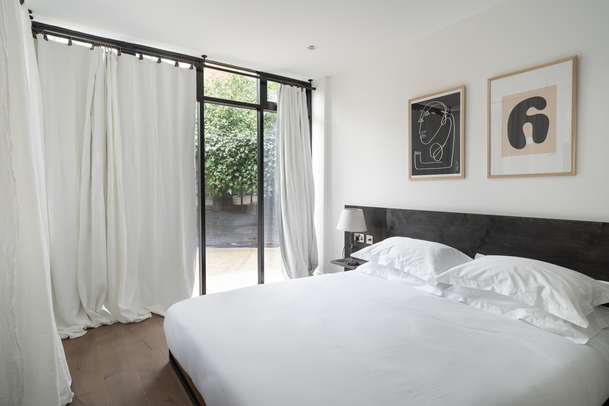 Flat Macroom Road in City of Westminster