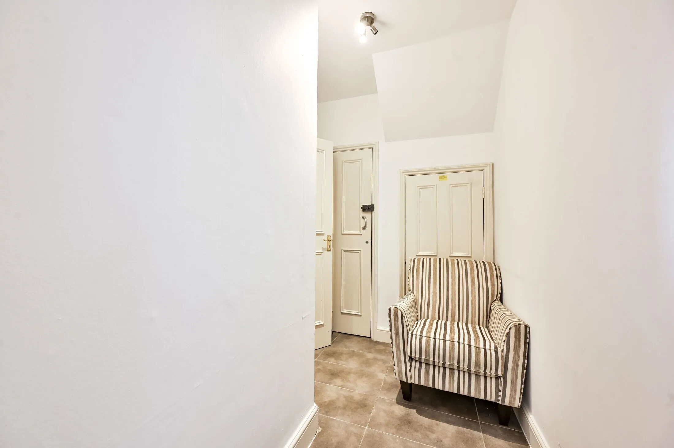 Flat Collingham Place in Greater London
