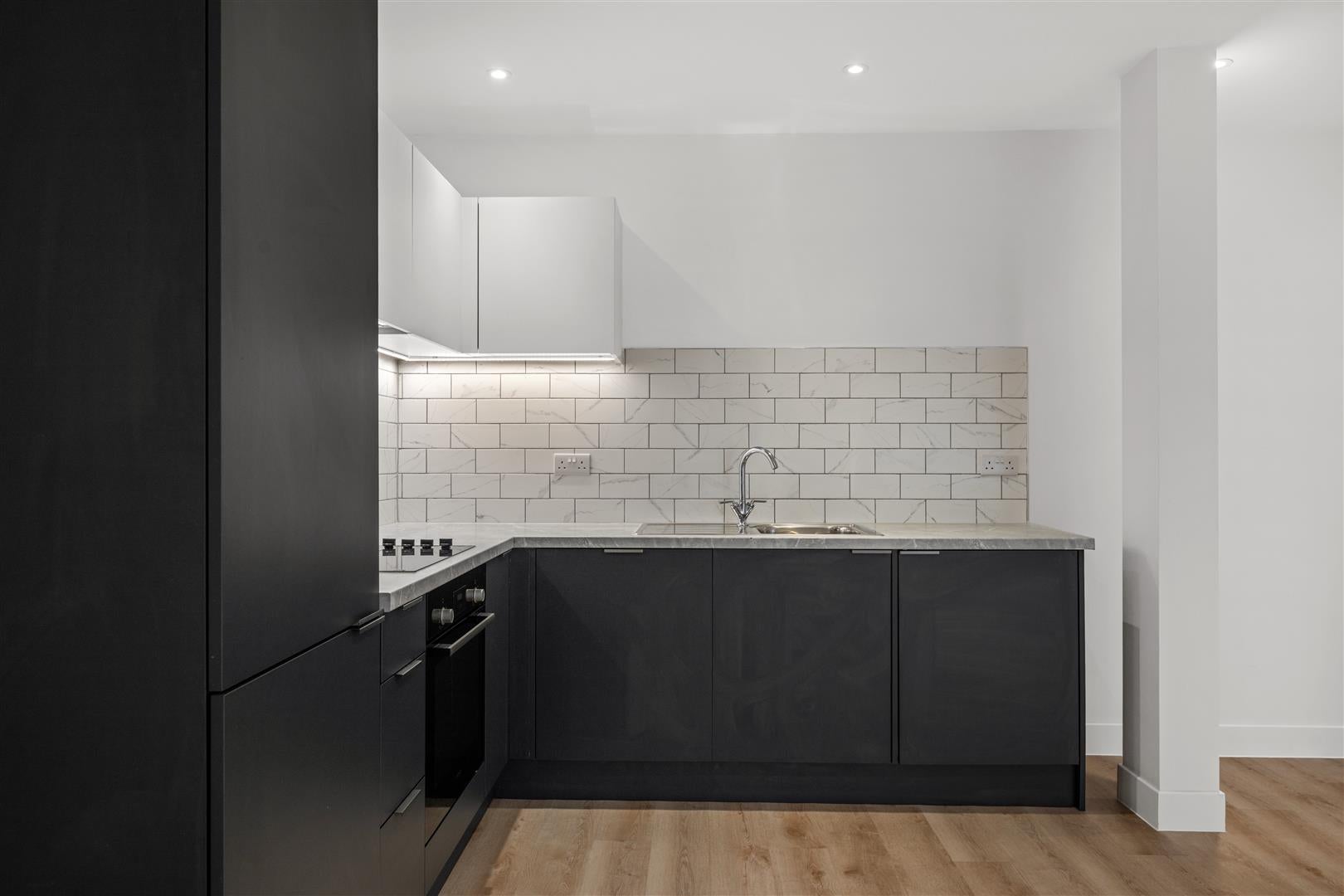 Flat Cherry Orchard West in Swindon