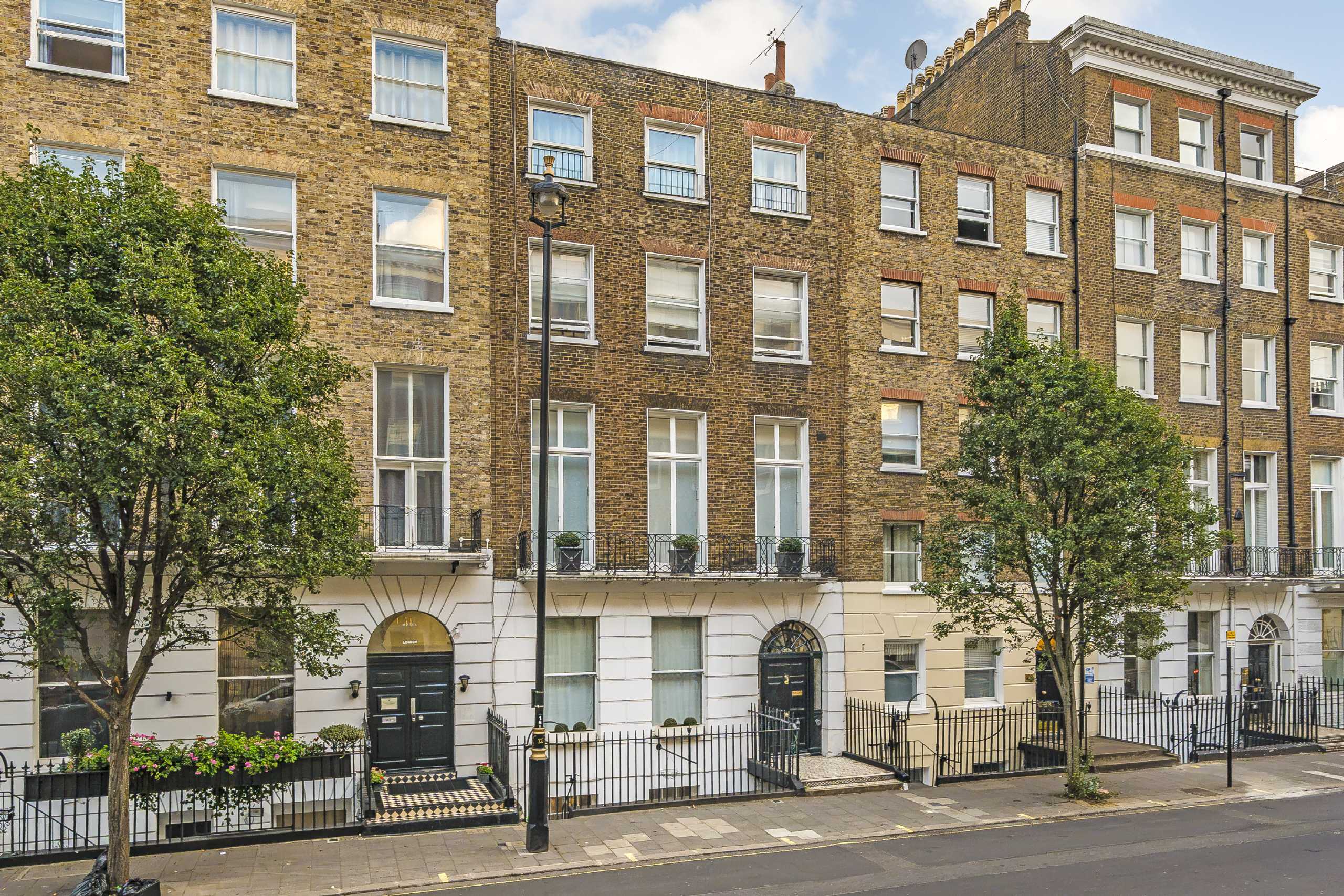 Flat Gloucester Place in City of Westminster