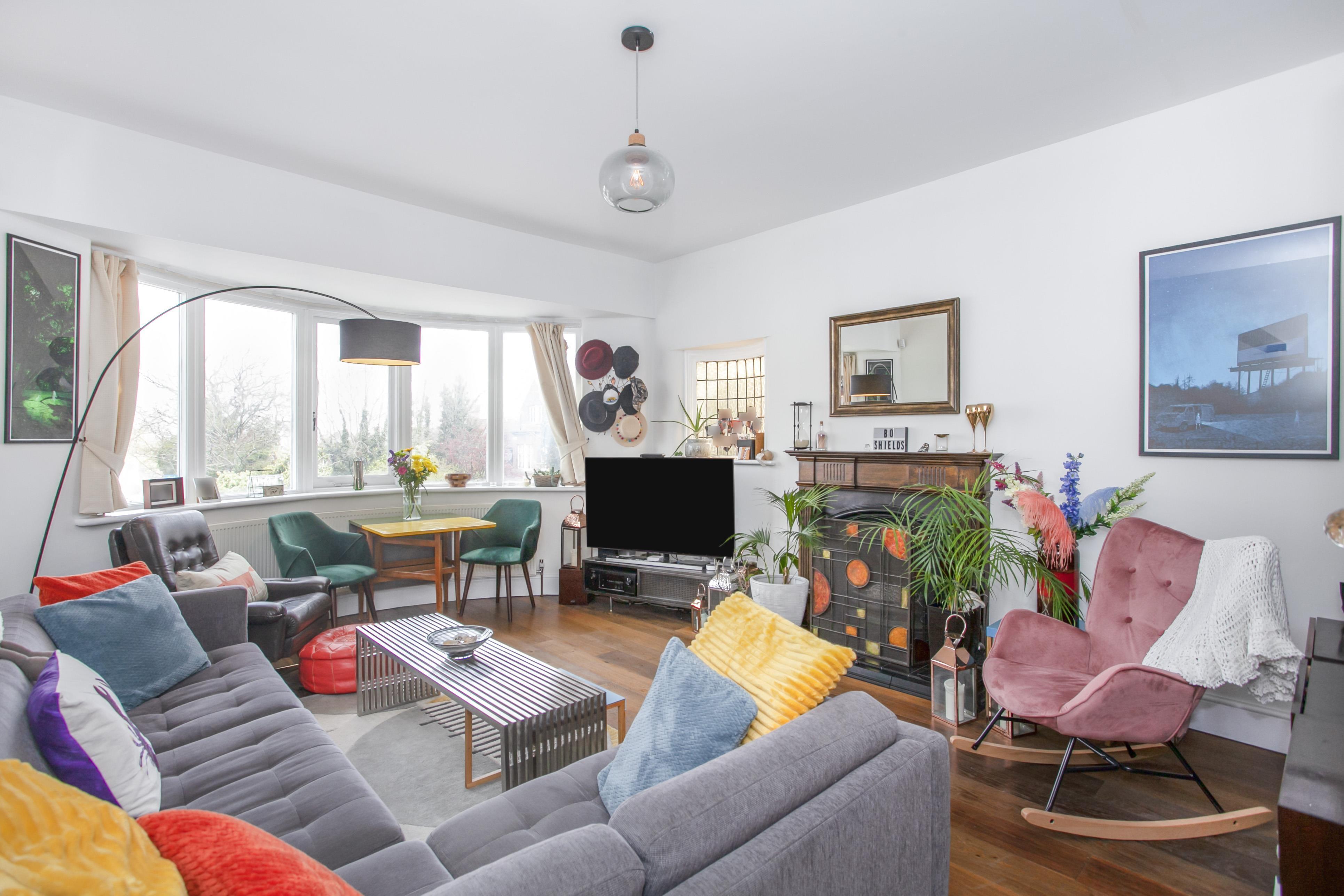 House Woodberry Crescent in Greater London