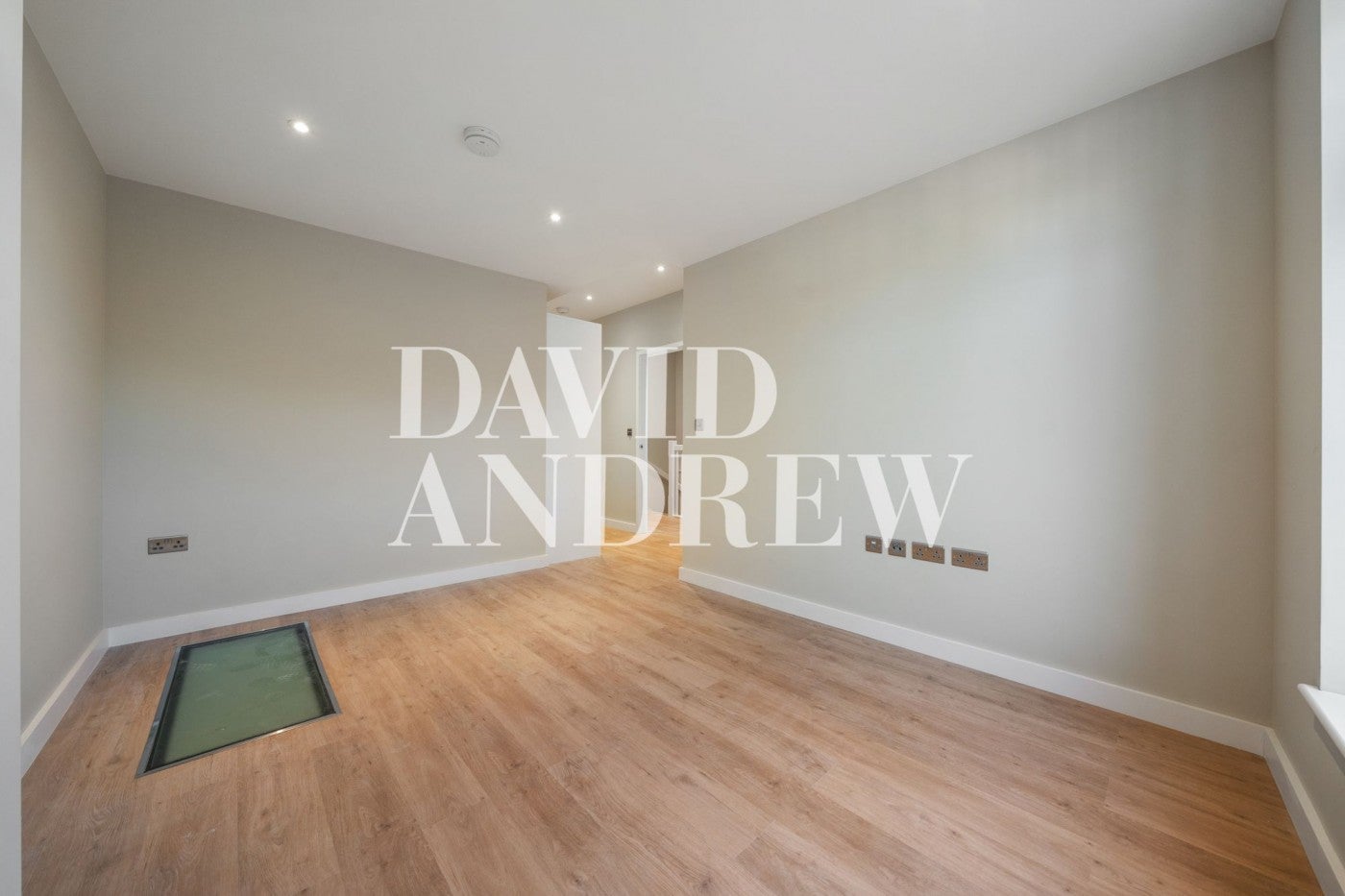 Flat Fortis Green in Greater London