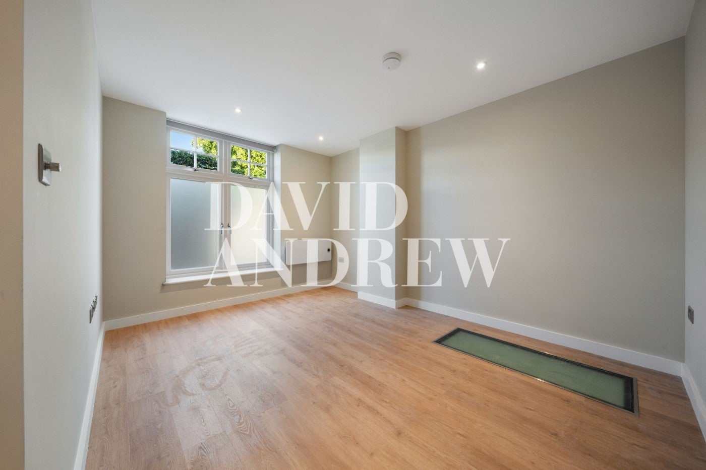 Flat Fortis Green in Greater London