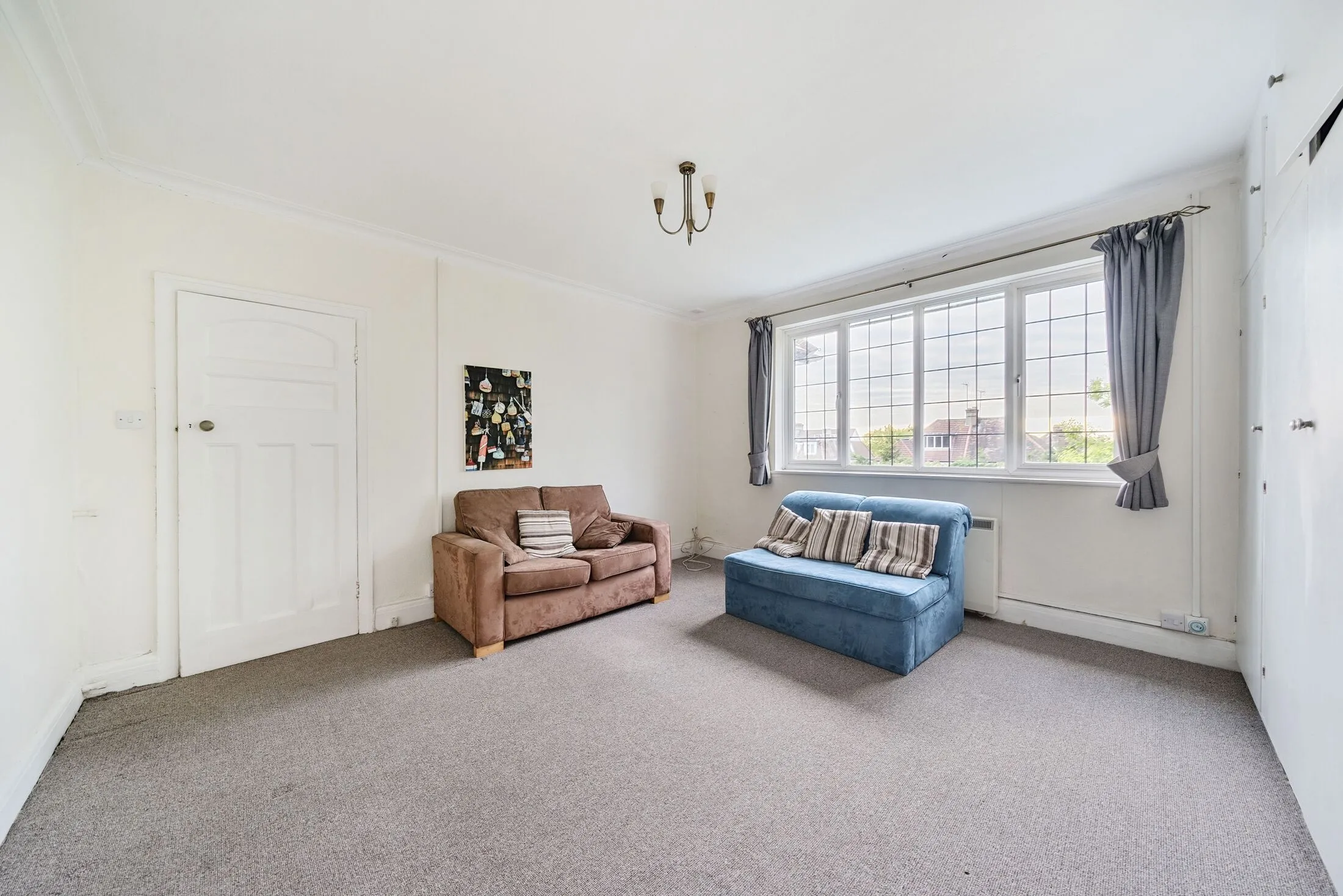 Flat Armitage Road in Greater London