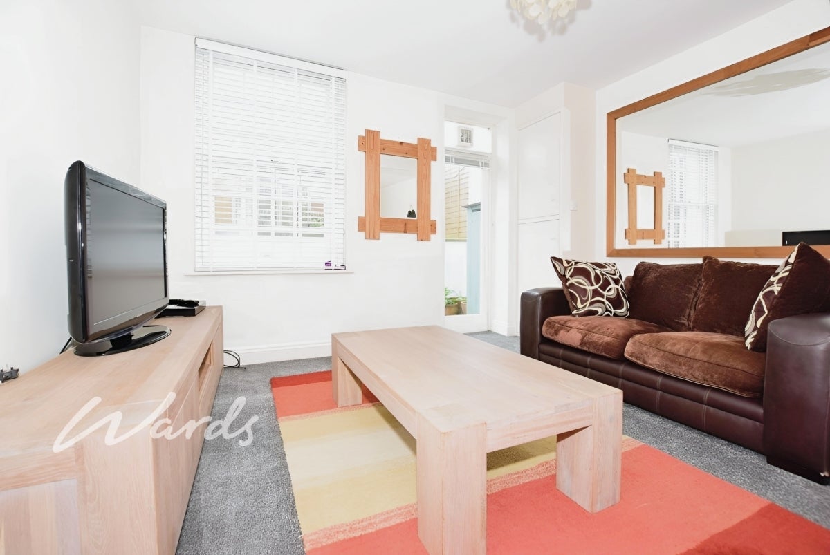 Flat Albert Street in Whitstable