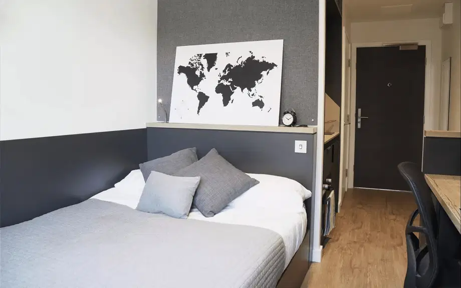 Room Loampit Vale in Greater London