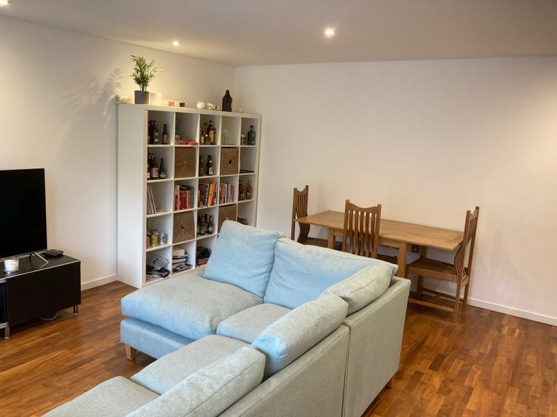 Flat Penny Mews in Greater London