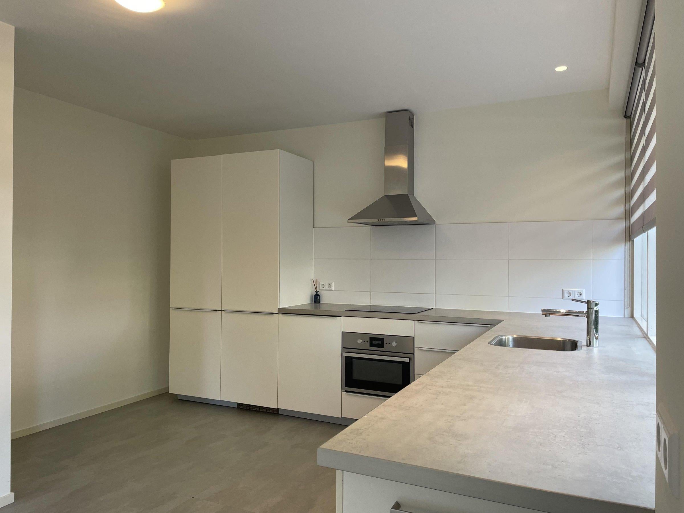 Appartement te huur: Parklaan, Hoofddorp