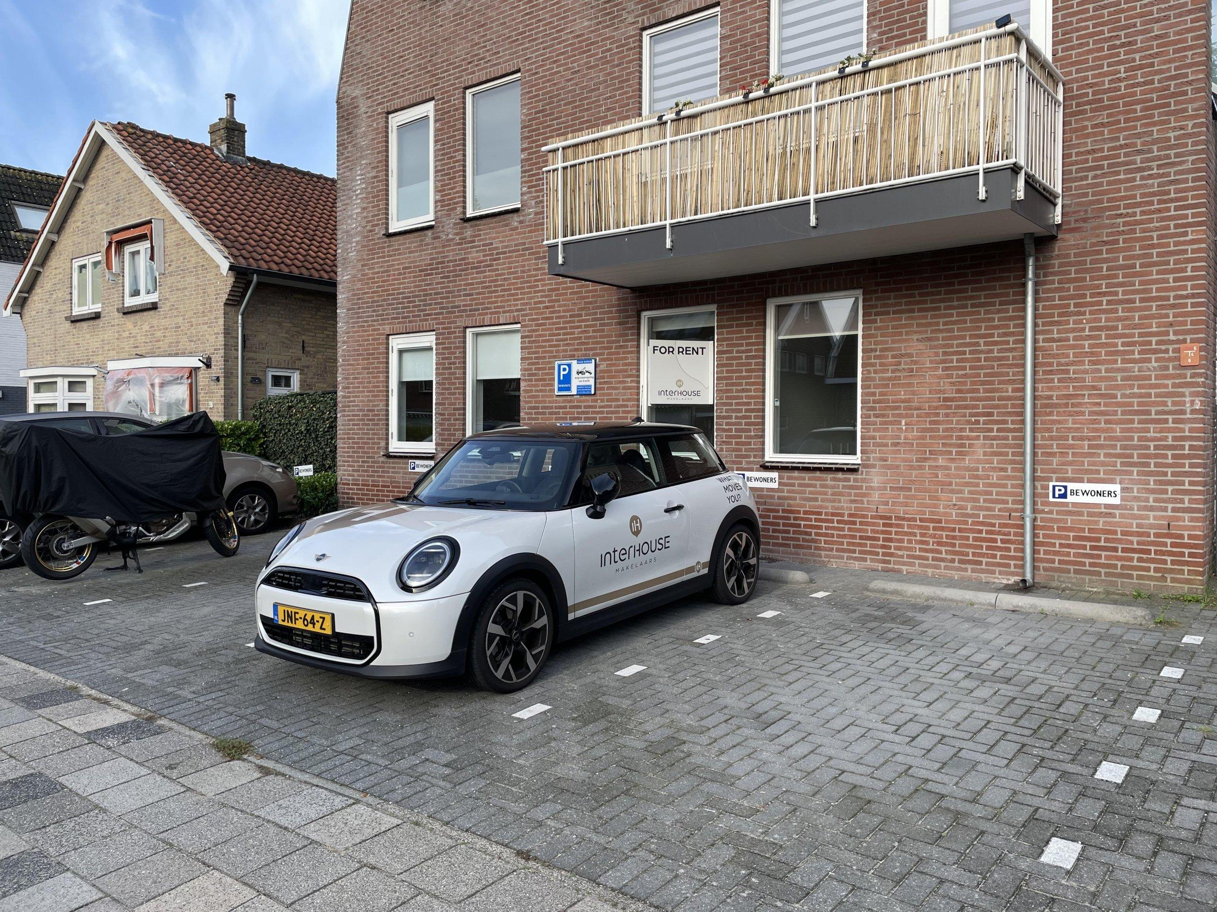 Appartement te huur: Parklaan, Hoofddorp