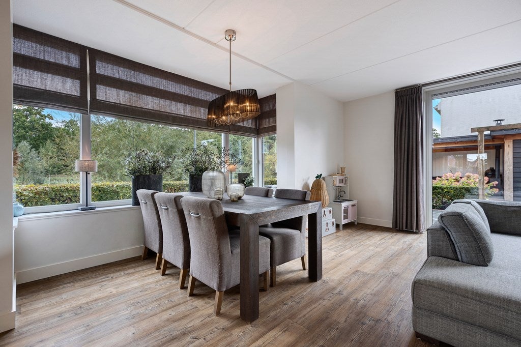 Hoekwoning te koop: Schoonenburg 198, Ede