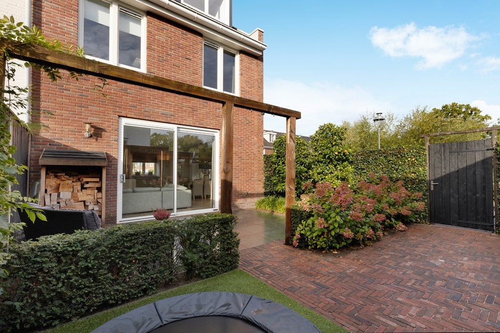 Hoekwoning te koop: Schoonenburg 198, Ede