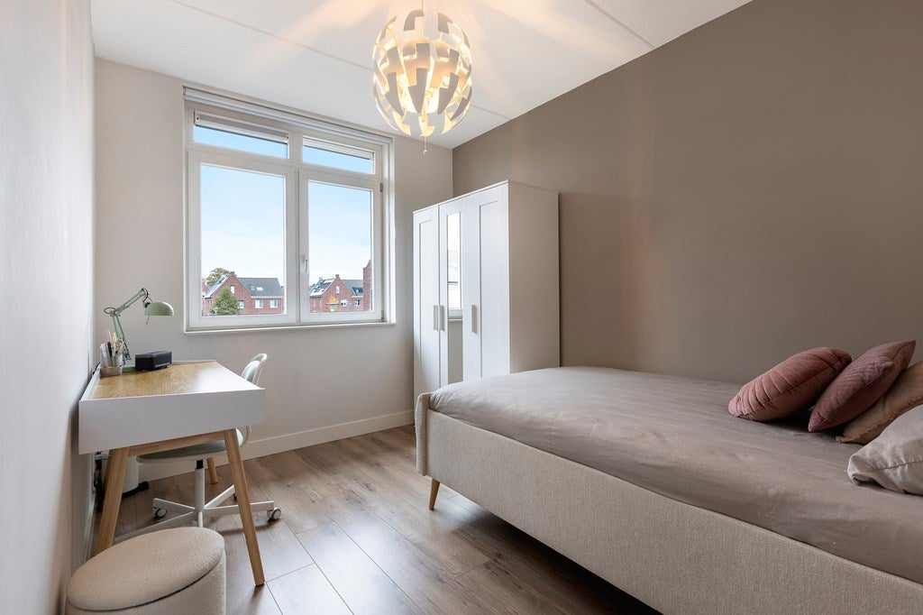 Hoekwoning te koop: Schoonenburg 198, Ede